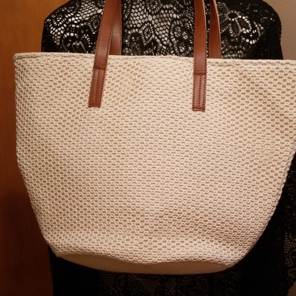 Canvas Crochet handbag. - Picture 2 of 6